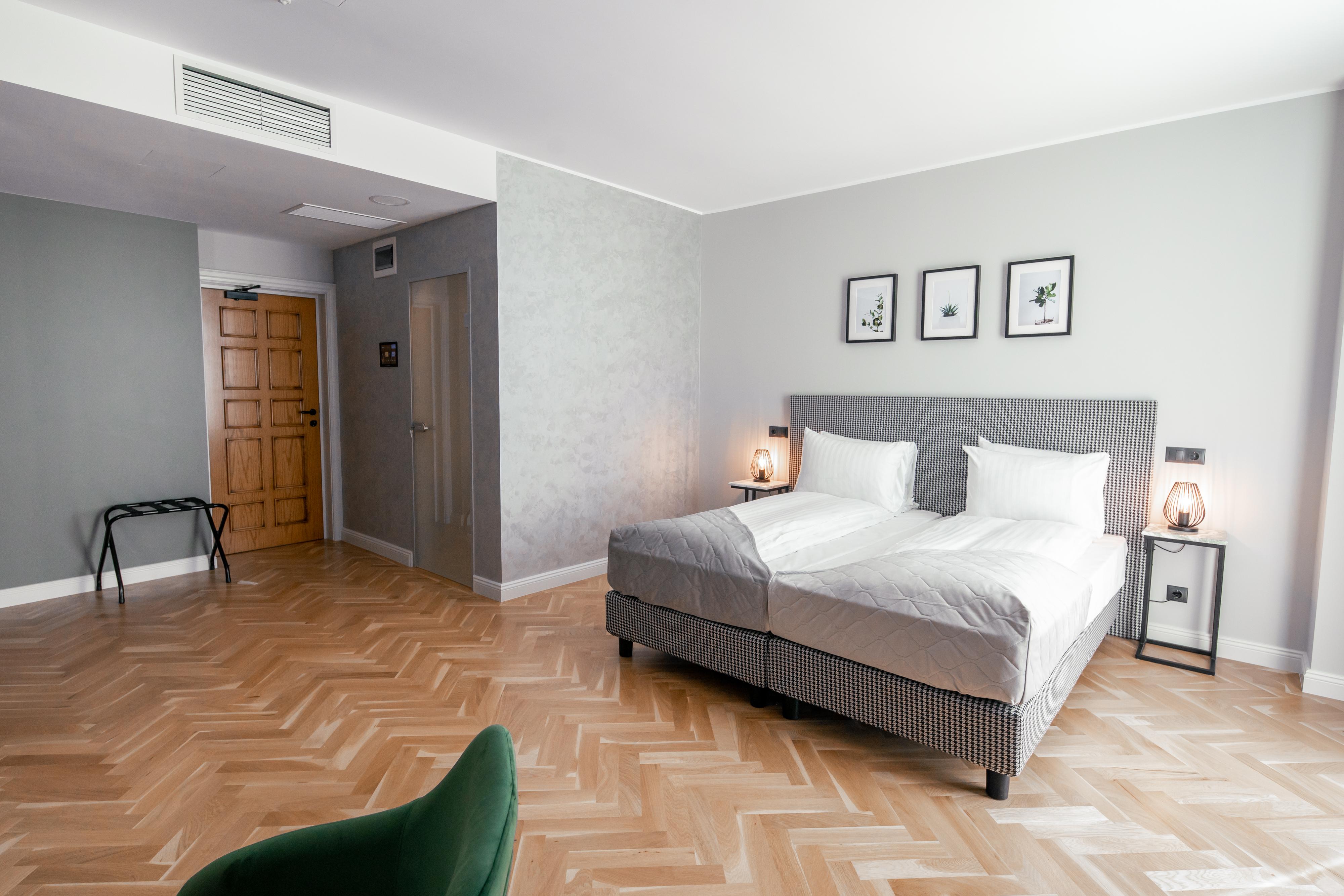 Hotel Libra Sibiu Exterior photo
